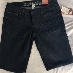 NWT Mudd Bermuda jean shorts Size 11